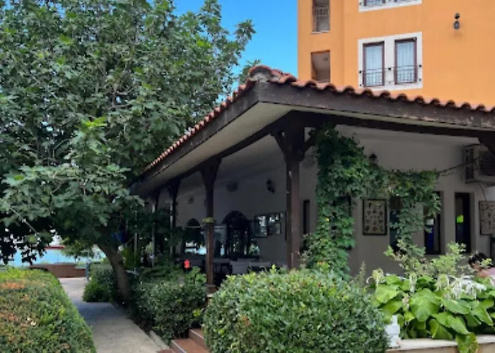 Victoria's -marina Cape - * Aheloy