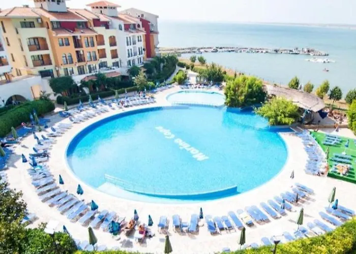 Victoria's -marina Cape - Aheloy