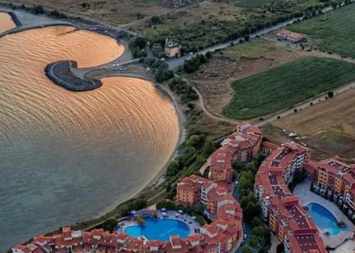 Victoria's -marina Cape - Apartament Aheloy