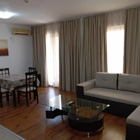 Victoria's -marina Cape - *