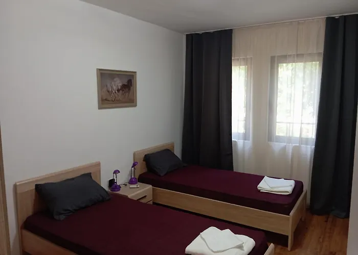 Victoria's -marina Cape - Aheloy